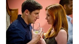 American Pie 4: Das KlassentreffenJim (Jason Biggs) und Michelle (Alyson Hannigan) müssen nach 9 Jahren Ehe an ihrer Beziehung arbeiten.