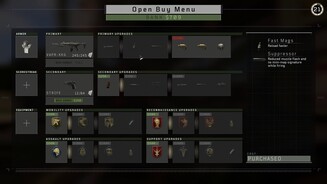 Call of Duty: Black Ops 4In Überfall kaufen wir uns Ausrüstung wie bei Counter-Strike vor Matchbeginn.