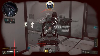 Call of Duty: Black Ops 4Recons Sichtpuls ist extrem mächtig und deckt alle Feinde für das eigene Team durch Wände auf.