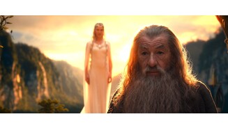 Der Hobbit: Eine unerwartete ReiseGandalf (Ian McKellen) verlässt öfters die Zwergen-Hobbit-Abenteuertruppe, um wichtige Geschäfte zu erledigen.