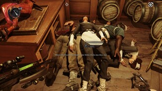 Dishonored 2Unsere Lieblingstaktik: Alle bewusstlos machen und in die Küche schleppen.