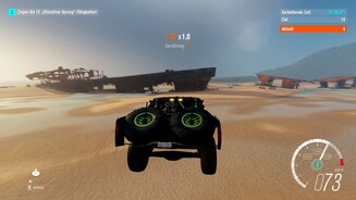 Forza Horizon 3So viel zu sehen: Im Silver-Sand-Flussdelta liegen verrostete Schiffswracks im Sand. Der perfekte Ort, um ein paar waghalsige Sprünge zu landen.
