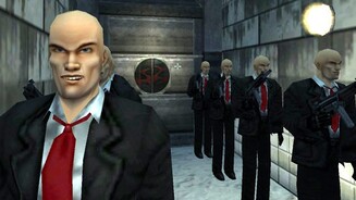 Hitman: Codename 47 (2000)Der erste Teil der Serie Hitman: Codename 47 setzte bei seinem Erscheinen im Jahr 2000 Maßstäbe. Seinerzeit war es das erste Spiel mit einer Ragdoll Physik-Engine, die die Bewegung toter Spielfiguren simulierte. Als Profikiller Agent 47 gilt es eine Zielperson auszuschalten. Ob die Aufgabe mit roher Gewalt oder subtilen Methoden erfüllt wird, ist dem Spieler überlassen.