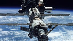 Schafft ihr ein Andock-Manöver an der ISS, ohne dass etwas kaputt geht?