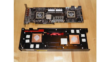 AMD Radeon HD 6990 - Bilder