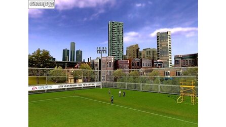 FIFA Football 2004