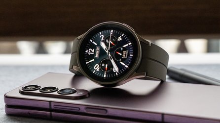 Teaserbild für Galaxy Watch 7: Nicht nur bessere Akkulaufzeit, sondern wohl auch kürzere Wartezeiten beim Aufladen der Smartwatch