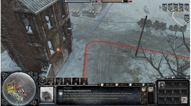 Company of Heroes 2 - MultiplayerMit dem Maschinengewehr ballern wir aus dem Fenster auf die angreifenden Einheiten.