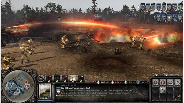 Company of Heroes 2Ende einer Multiplayer-Schlacht: Mit Panzern, Schützen und Flammenwerfern erledigen wir die feindlichen Unterkünfte.