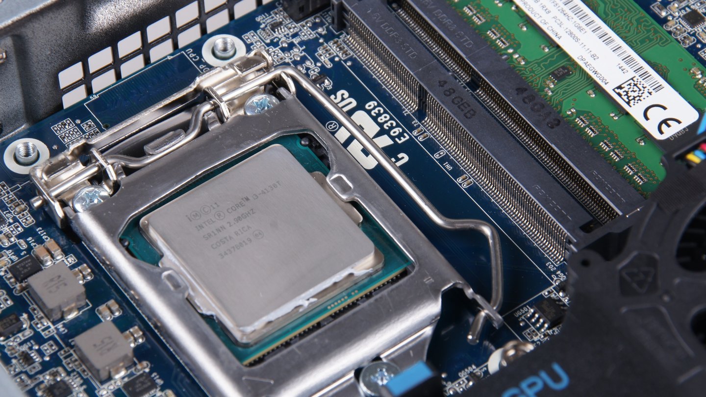 In unserem Testmodell findet sich darunter die Haswell-CPU Intel Core i3 4130T.