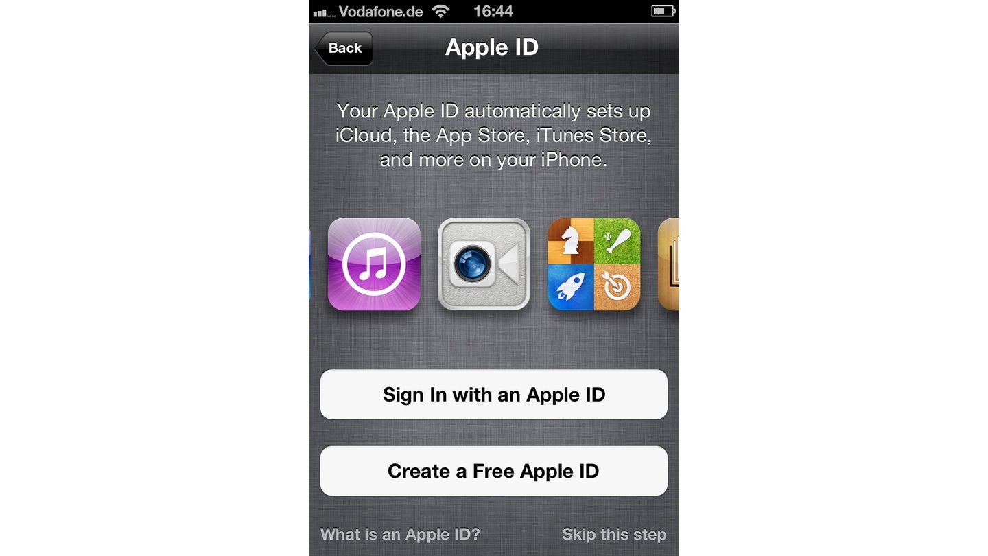 Wenn Sie sich mit der Apple ID anmelden, werden Konten für iCloud, den App Store oder das Game Center automatisch eingerichtet.