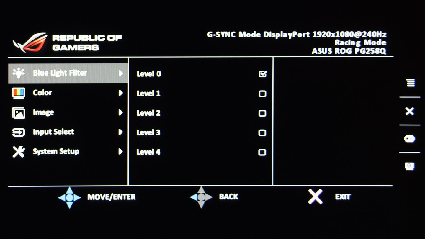 Der Asus PG258Q hat einen Blauchlichtfilter, der sich in fünf verschiedenen Stufen justieren lässt. Geringere Blaulicht-Anteile sollen grade bei längerer Zeit vor dem Monitor weniger anstrengend für die Augen sein.