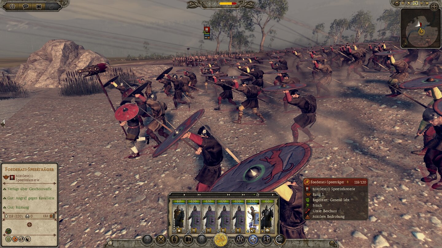 Total War: AttilaSchilde hoch! Bei Beschuss versteckt sich die Infanterie hinter den lebensrettenden Schilden.