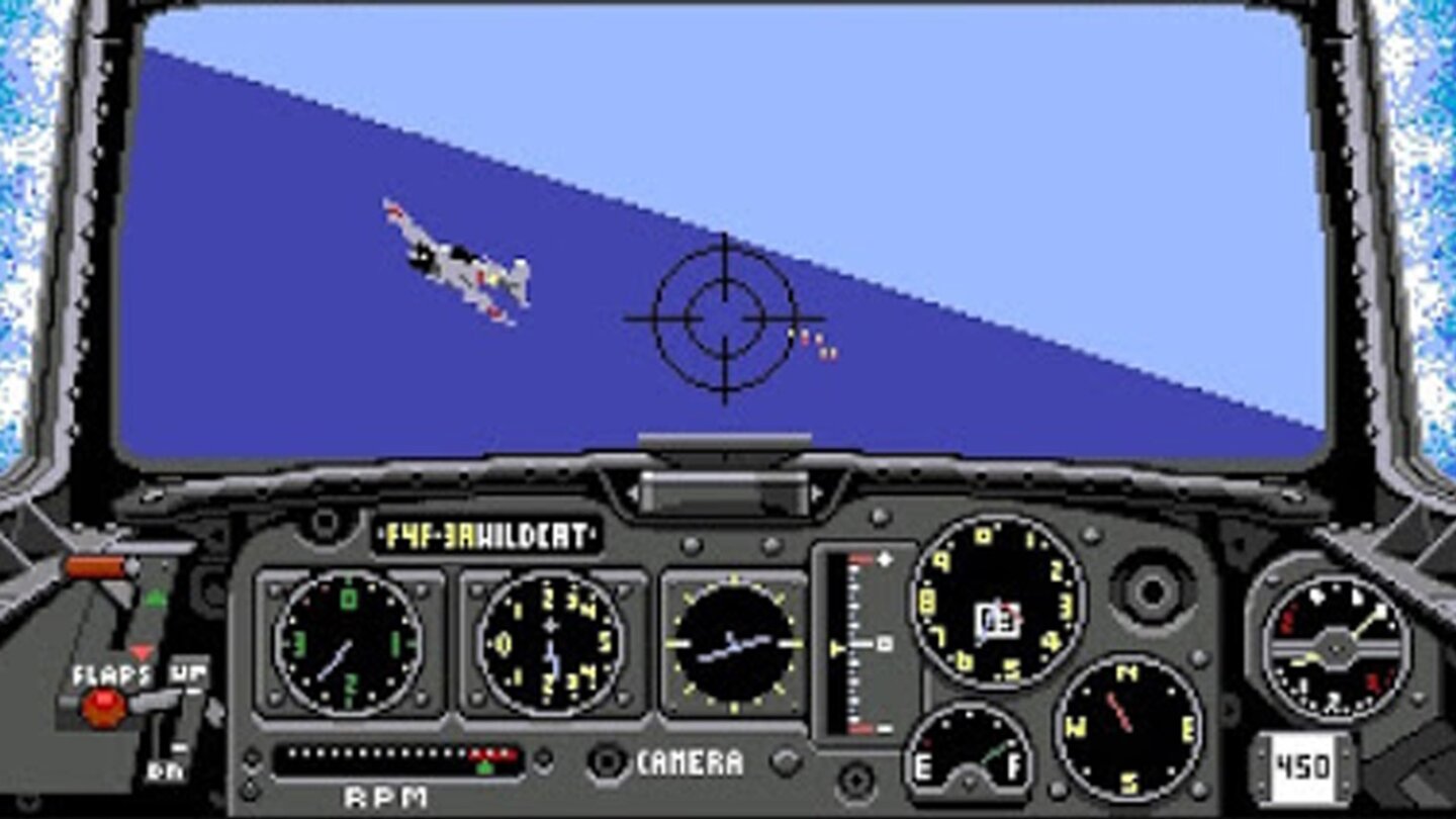 Battlehawks 1942 (1988)In der Kampfflugzeug-Simulation von LucasArts (damals Lucasfilm Games) erlebt der Spieler vier große Gefechte des Jahres 1942 über dem Pazifik. Schwierigkeitsgrad, Munitionszahlen, Treibstoffvorräte lassen sich individuell anpassen. Vor jeder Mission erhält der Spieler ein Briefing, in dem ihm Questziele und Informationen gegeben werden. Im 100 Seiten umfassenden Handbuch fanden sich viele taktische Hinweise und Hintergrundinformationen zu den Flieger-Modellen.