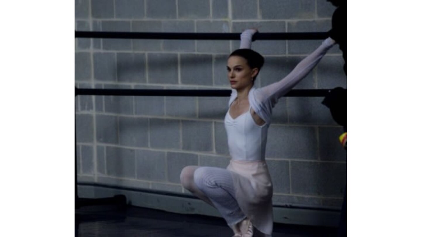 Black SwanPortman will demnächst Ballett-Choreograph Benjamin Millepied heiraten, von dem sie ein Kind erwartet. Die beiden lernten sich bei Tanz-Übungen zum Filmdreh kennen. (Bildrechte: 20th Century Fox / Searchlight Pictures)