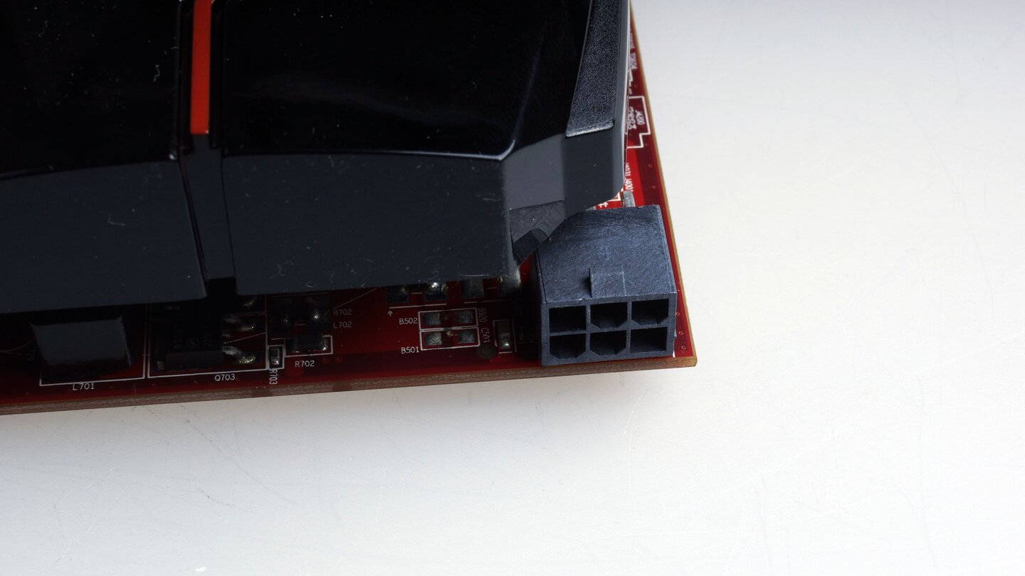 Die genügsame Radeon HD 7770 wird über einen einzelnen 6-Pin-PCI-Express-Stromstecker mit Energie versorgt.