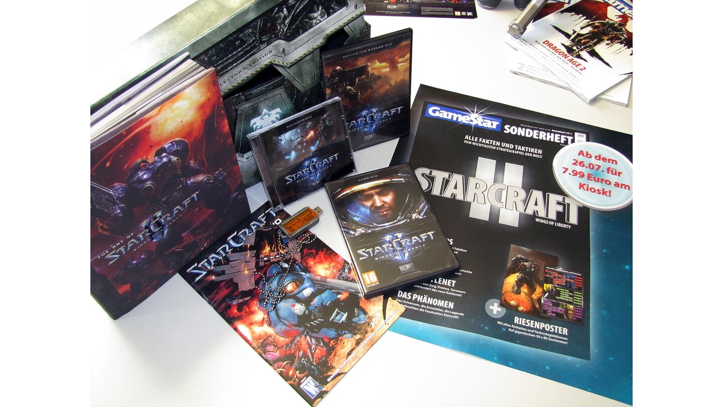 Collector's Edition von StarCraft 2 ausgepacktEin Hinweis in eigener Sache: Am 26. Juli erscheint das GameStar-Sonderheft zu StarCraft 2. Darin finden Sie alle Fakten und Taktiken zum Spiel. 