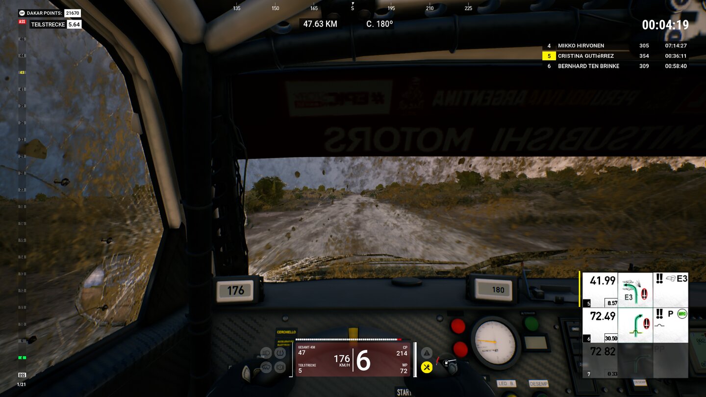 Dakar 18Die Cockpitansicht ist nur etwas für Masochisten, denn Überblick hat man hier wirklich keinen.