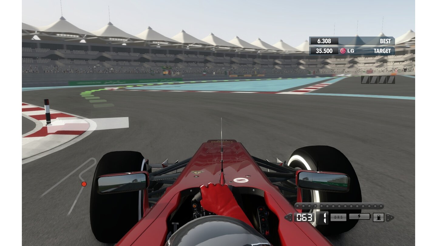 F1 2012Fahrtraining für Schimpansen: Der neue Young Driver Test ist anspruchslos, langweilig und beschäftigt uns gerade mal 20 Minuten.