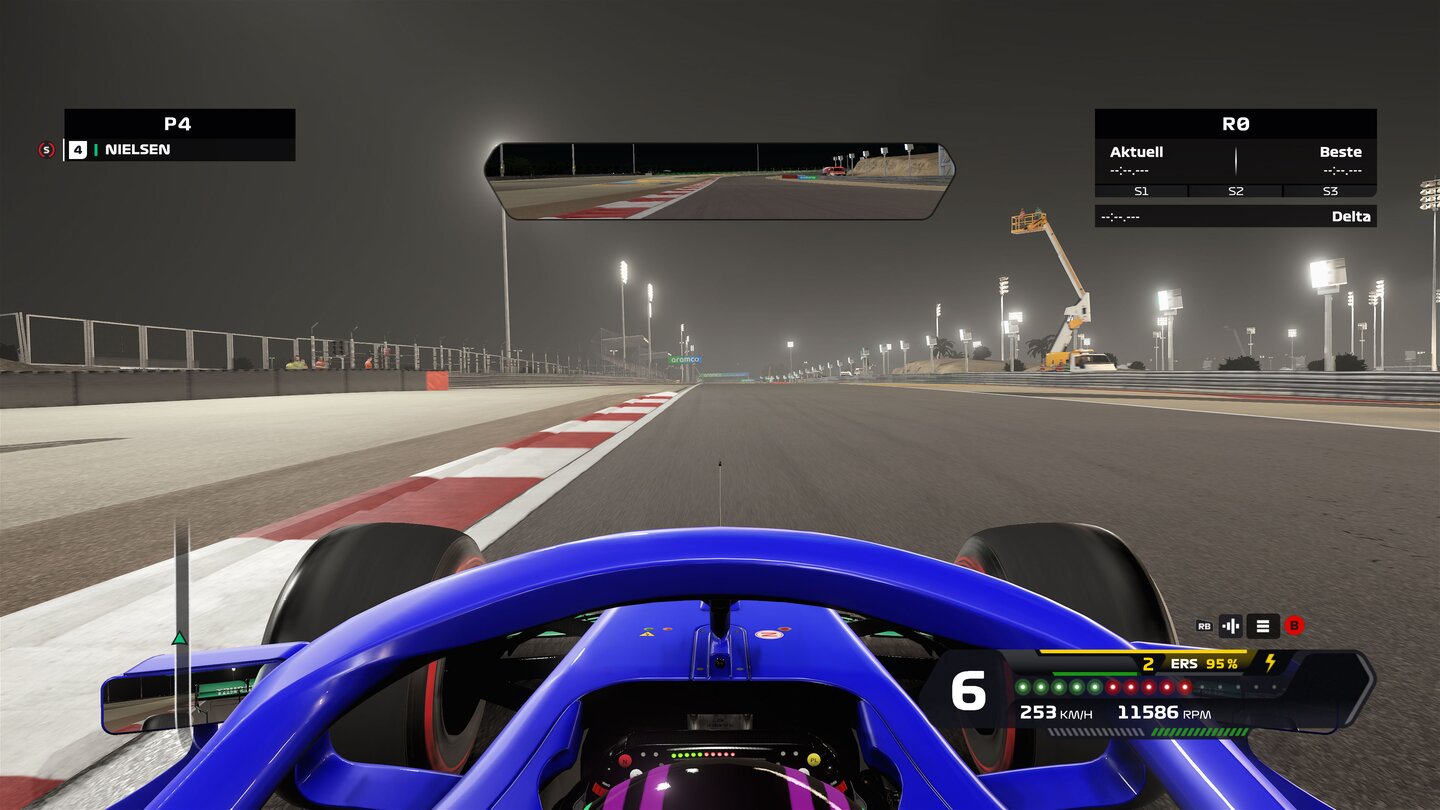 F1 2020Die Atmosphäre in Nachtrennen ist weiterhin sehr gut eingefangen und ganz speziell.