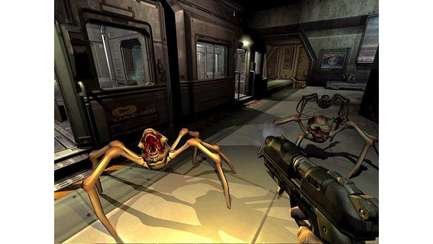 2004: Doom 3Programmier-Guru John Carmack setzte für das Remake des ersten Doom-Teils mit intensiven Schattenspielen neue Standards. Viele DirectX-9-Grafikkarten gingen bei dieser Aufgabe in die Knie.