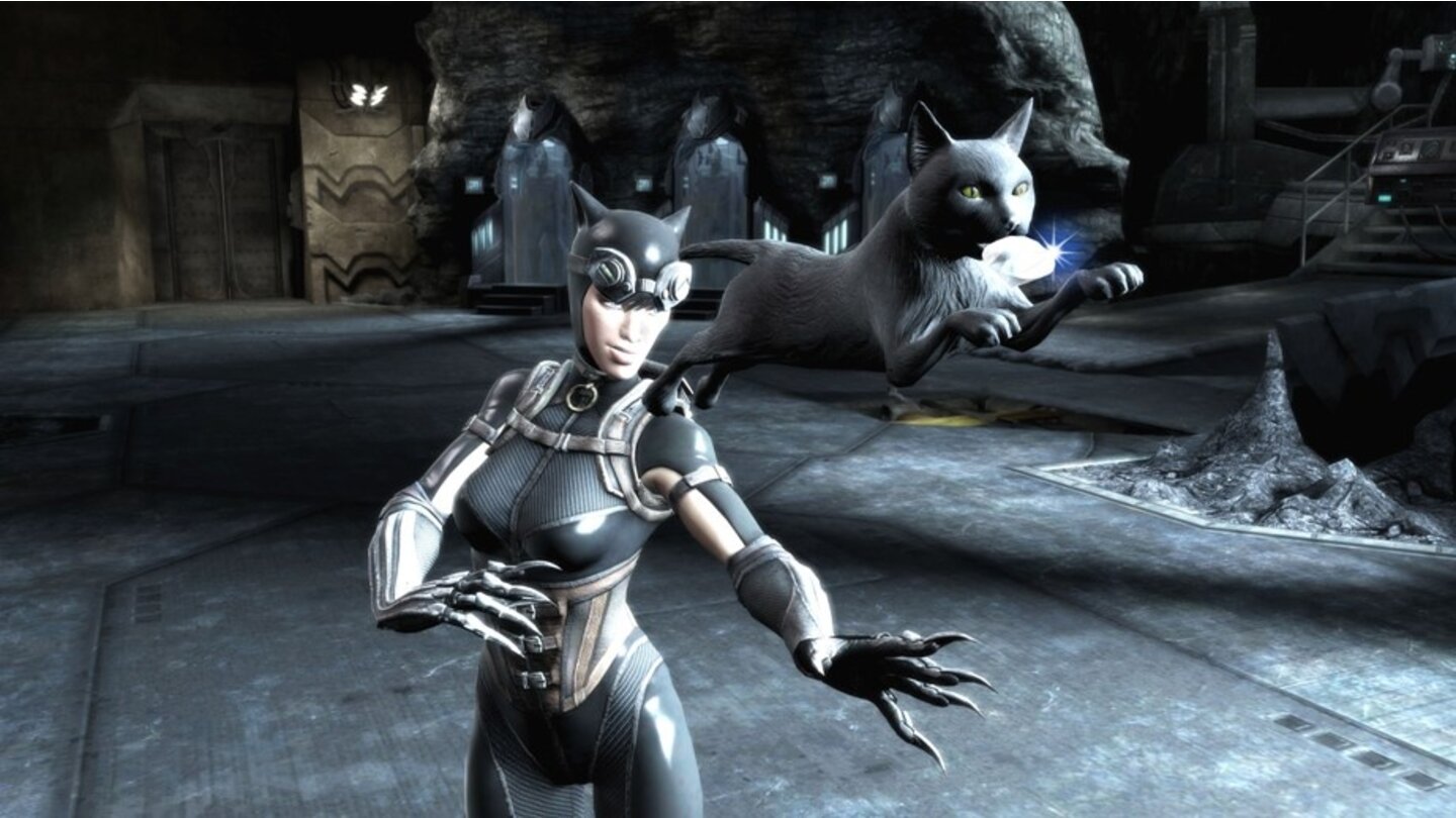 Injustice: Gods Among Us - Catwoman-Screenshots