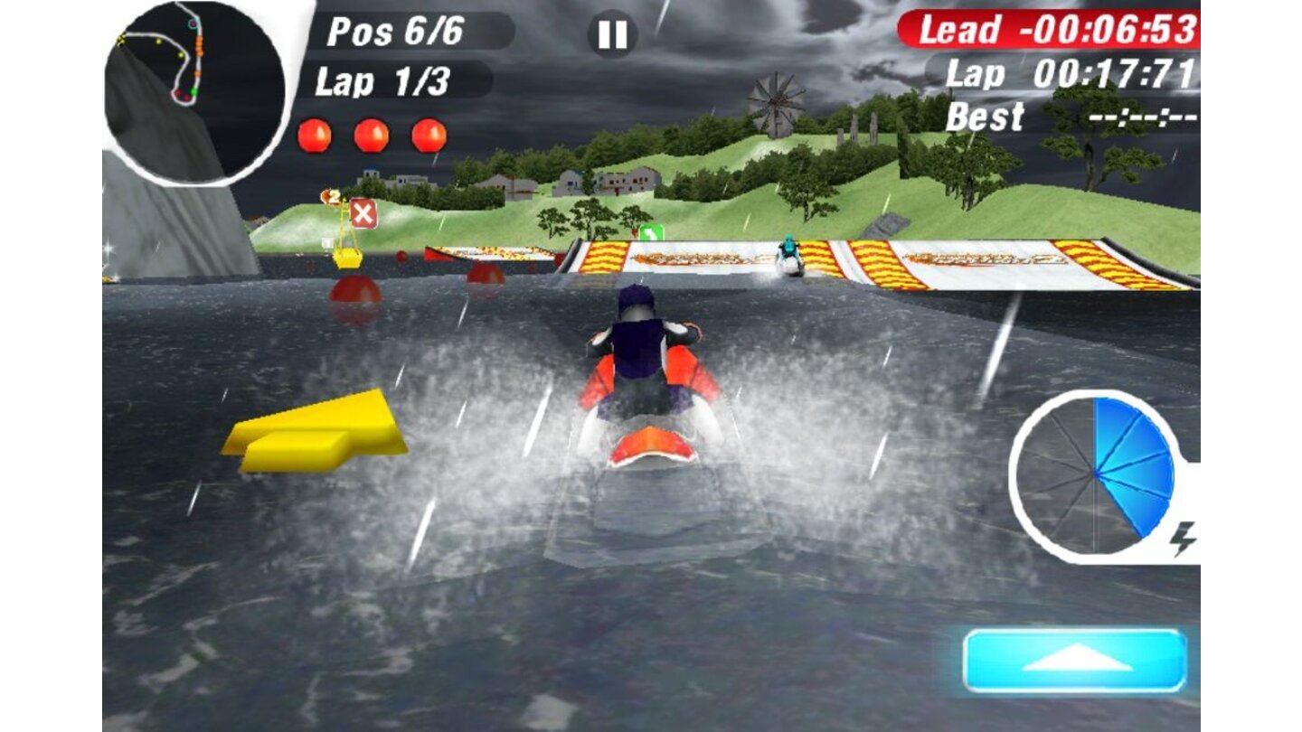 Aqua Moto Racing 2Eine ganz andere Wiedergeburt stammt aus dem Hause Resolution Interactive. Bisher sind zwei Spiele der Reihe Aqua Moto Racing erschienen. Unser Schwestermagazin Gamepro.de testete Teil zwei und bescheinigte dem Spiel große Ähnlichkeit mit dem legendären Wave Race 64, das ein Starttitel für das N64 war, Nintendos letzter Modulkonsole. Aqua Moto Racing 2 verfügt über 24 Kurse, die später auch gespiegelt gefahren werden, und über einen „Sturm-Modus“, in welchem die Grafik ein Unwetter darstellt und der Wellengang stärker wird. Gerade der Wellengang macht dieses Spiel unberechenbar. Auch wenn ihr glaubt, die mit Bojen und Hindernissen gespickten Strecken bestens zu kennen, müsst ihr immer die Wellen im Auge behalten. Gelbe Bojen wollen links passiert werden, an den roten müsst ihr auf der rechten Seite vorbeiflitzen. In den Spiegelkursen ist das später genau umgekehrt.Sprungschanzen und Rampen werden für Tricks genutzt, die euer Preisgeld in die Höhe treiben – mit genug erworbener Kohle kauft ihr euch nämlich schnellere Wasserflitzer. Auch Aqua Moto Racing ist erstaunlich günstig zu haben – Freunde dieses Genres dürfen gerne einen Blick riskieren.