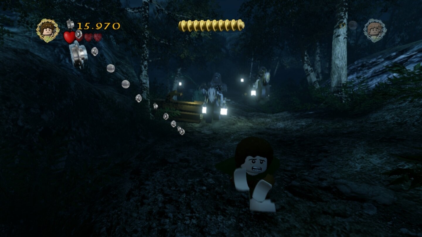 LEGO Der Herr der RingeAugen auf beim Nazgûl-Lauf: Die Ringgeister machen Jagd auf Frodo – der ist alles andere als begeistert.
