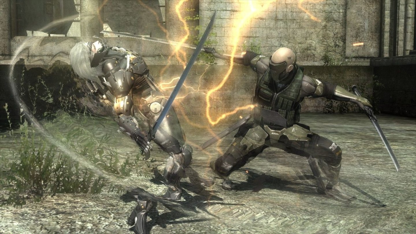 Metal Gear Rising: RevengeanceRaiden kann Feindangriffen blitzschnell ausweichen.