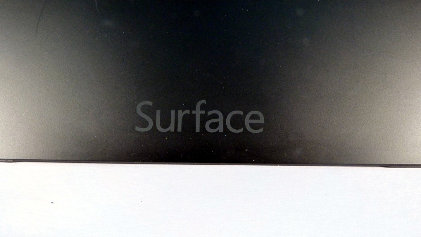 Microsoft Surface Pro 2 - Surface Logo
