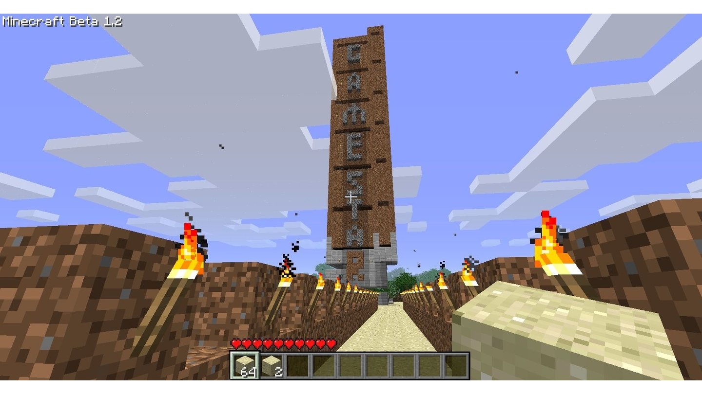 Minecraft - Interaktiv-WettbewerbBis in die Wolken ragt der GameStar-Turm von Ronnie Oepen und bietet so sicherlich einen tollen Ausblick.