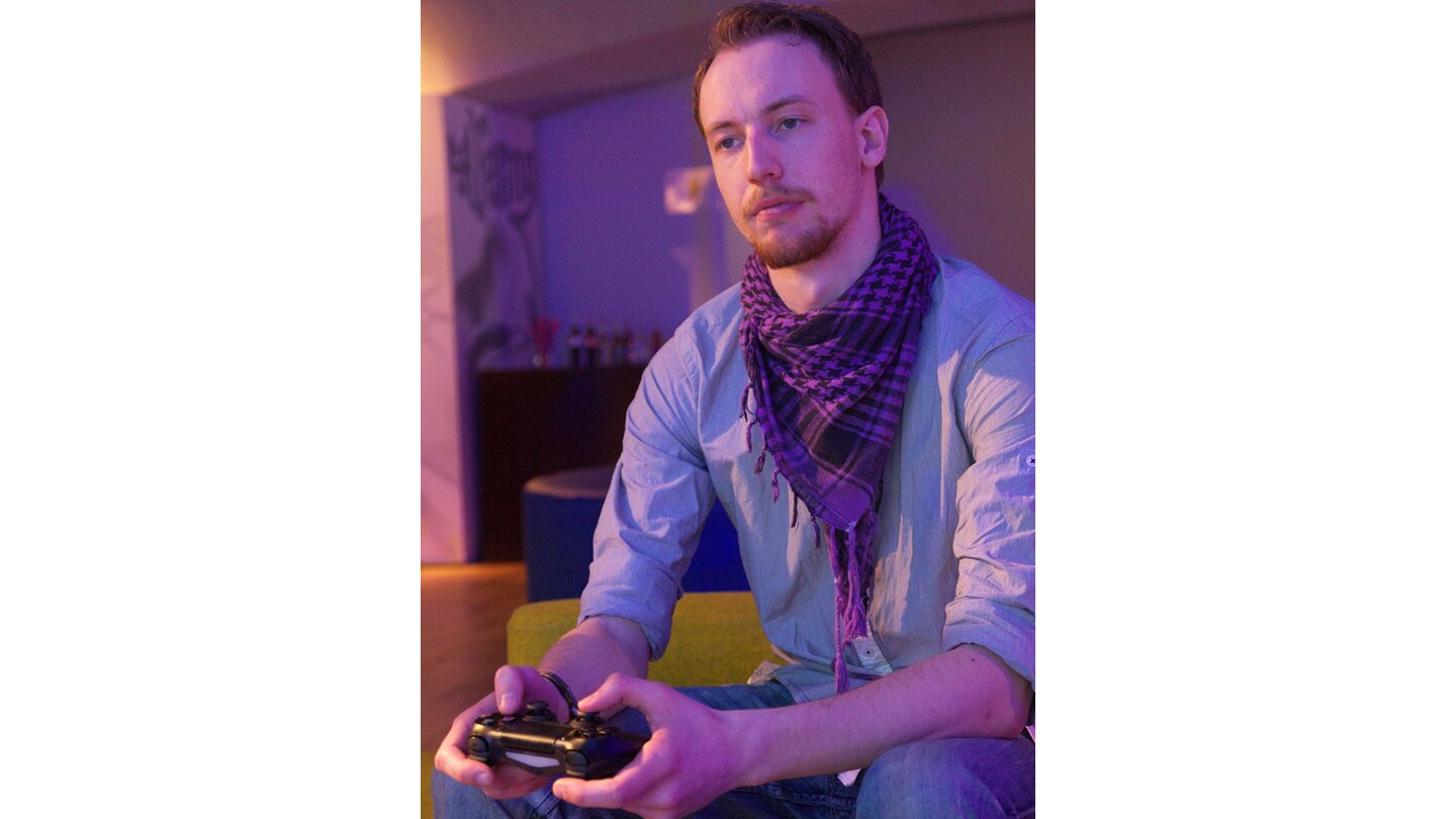 PlayStation 4 - Presse-EventGamePro-Leser Julian konnte die PlayStation 4 schon vor Release ausprobieren.