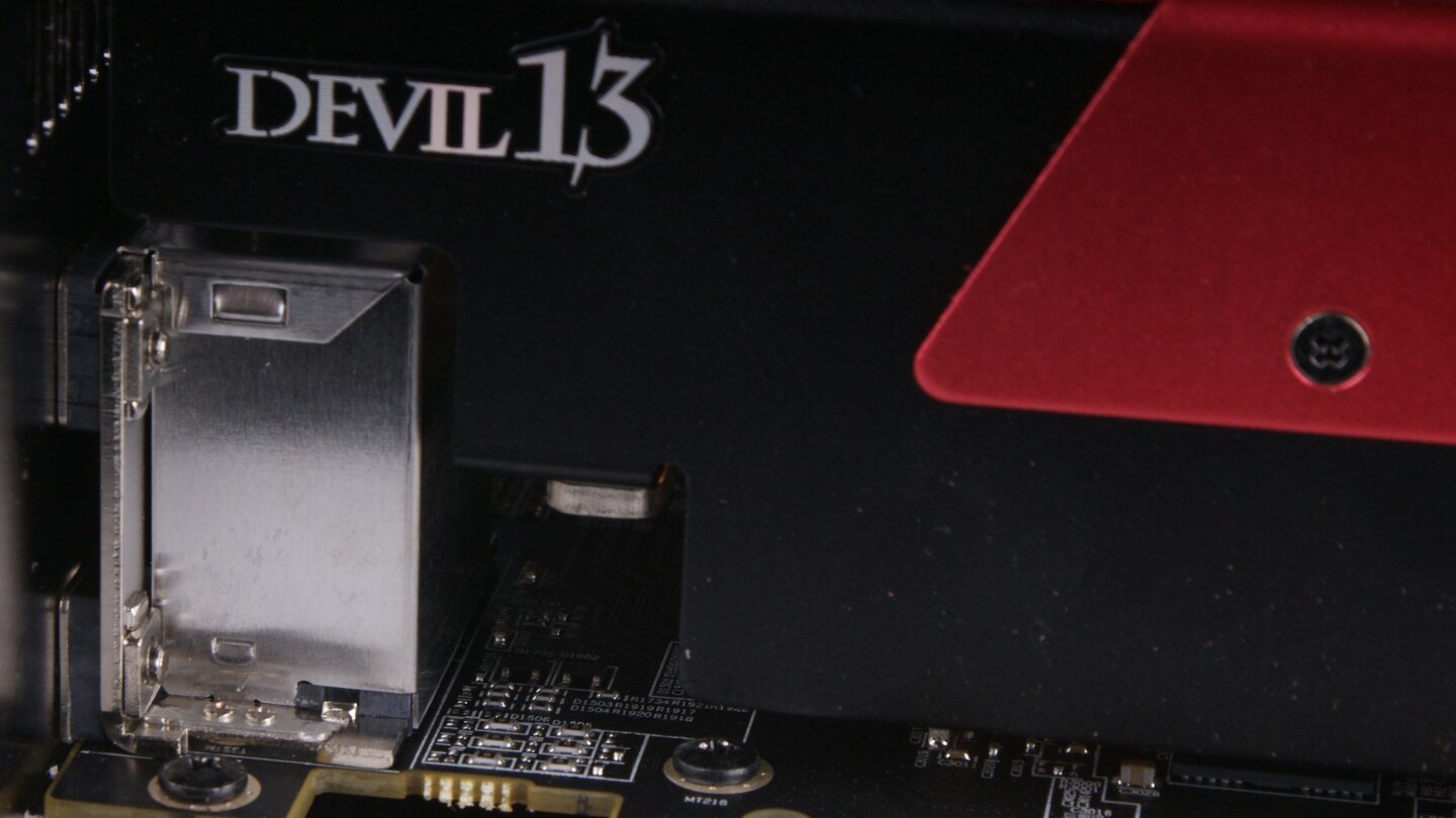 Powercolor Radeon HD 7990 Devil 13