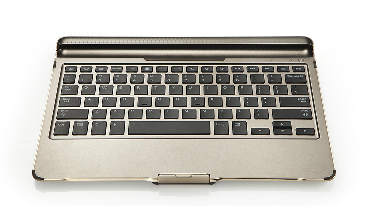Das Tastaturdock wird per Bluetooth mit dem Tablet gekoppelt.