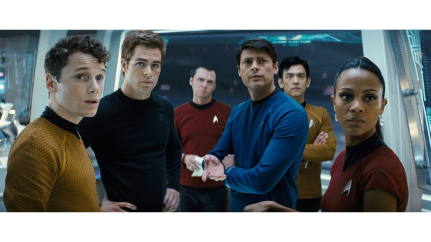 Star Trek: Der FilmDie neue Crew des Raumschiff Enterprise ohne Spock. Im Vergleich zum Original stimmen sogar die Farben der Anzüge.