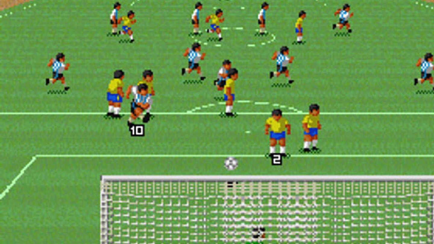 Super Soccer (1992)Der Europa-Launch-Titel fürs SNES verzaubert mit flüssiger 3D-Grafik, superber Spielbarkeit und der richtigen Mischung aus Realismus und Action. Vor allem im Koop ein Riesenspaß.