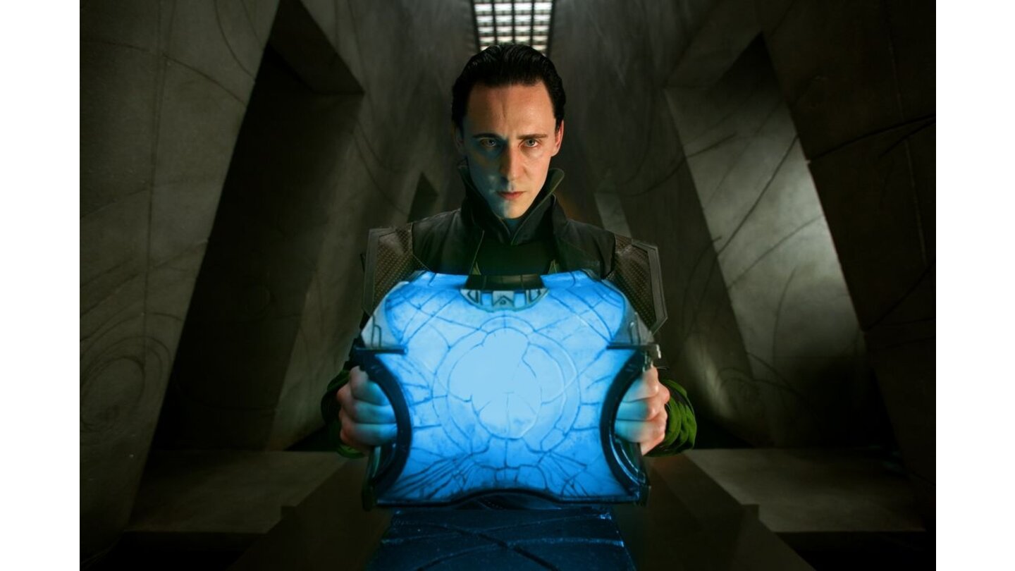 Thor Thors Bruder Loki (Tom Hiddleston) verfolgt seine ganz eigenen Interessen.