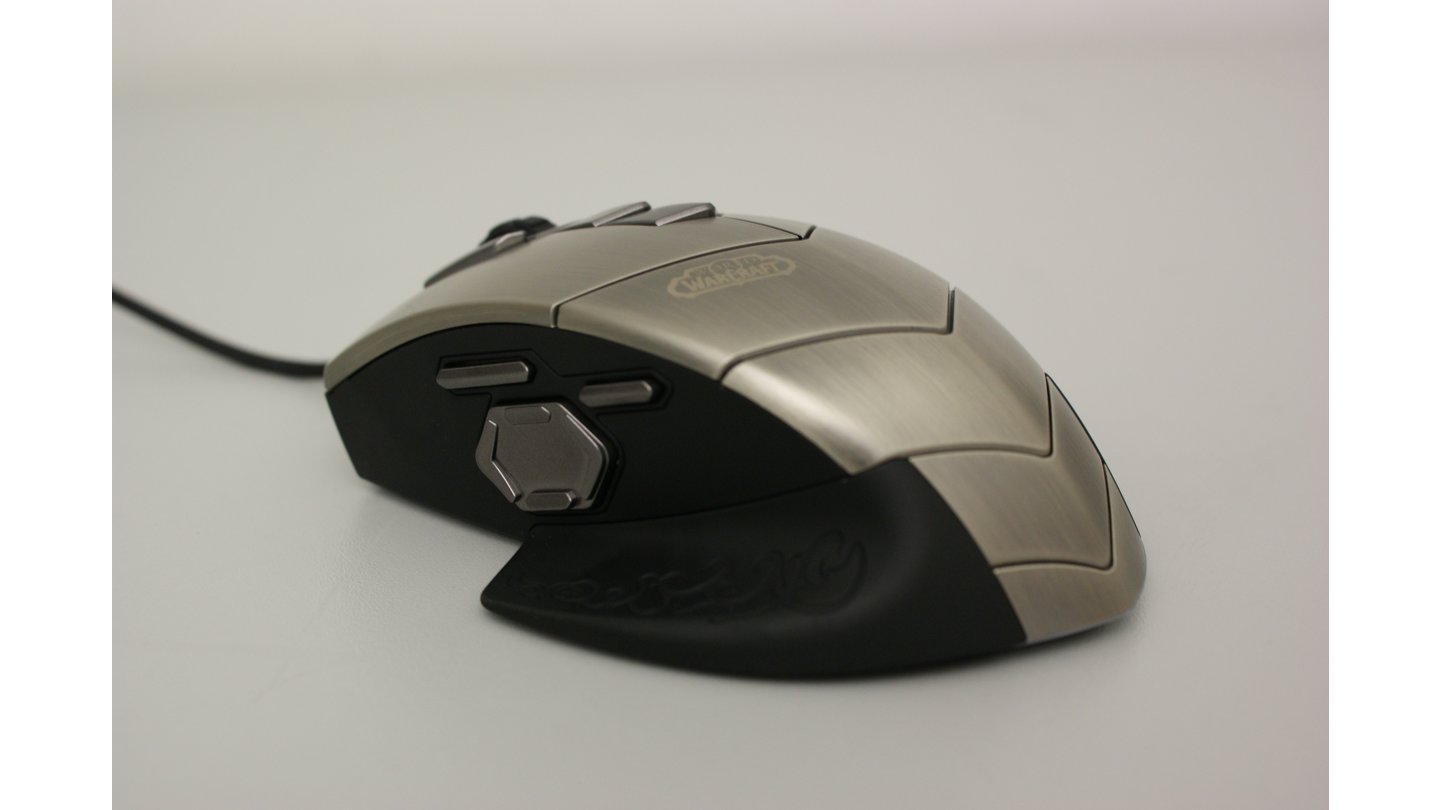 WoW MMO Gaming Mouse 01