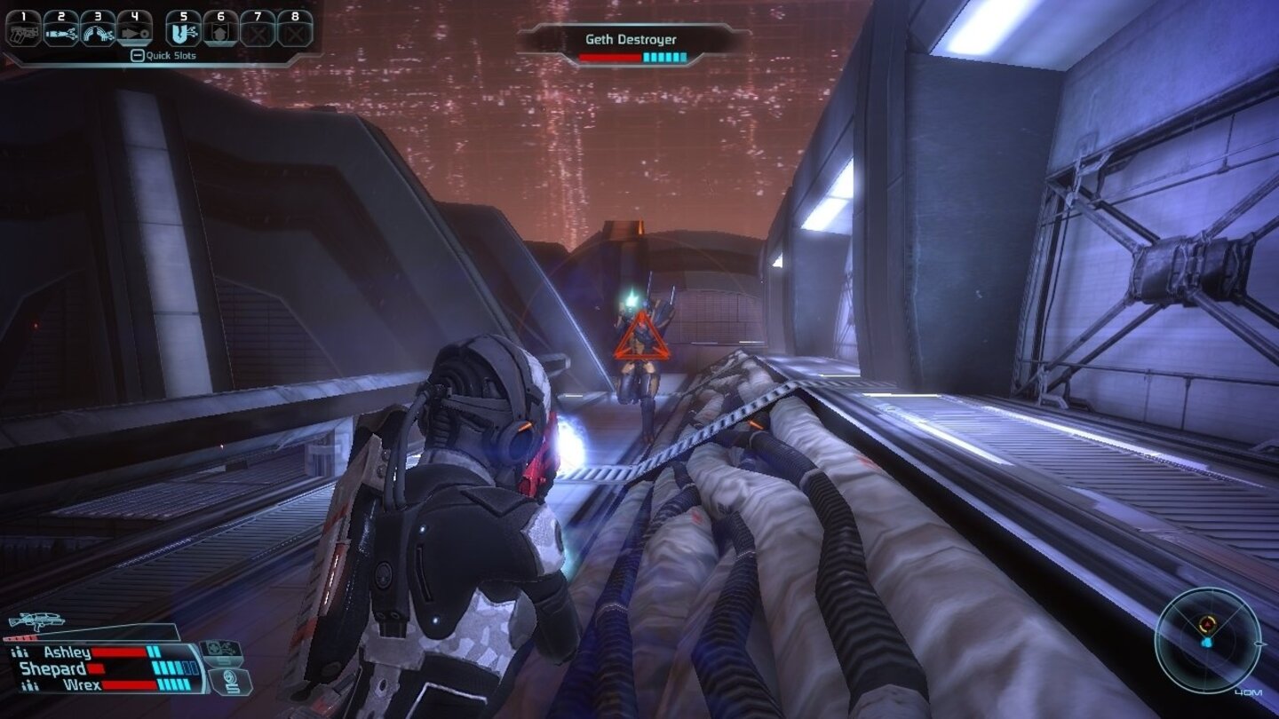 Mass Effect (Bioware/Microsoft, November 2007)Als Bioware den ersten Teil der Sci-Fi-Saga Mass Effect veröffentlicht, kamen nur Xbox-Fans in den Genuss des Abenteuers von Captain Shepard und seiner Crew. Für viele Spieler ist das Weltraum-Rollenspiel einer der Gründe für den Kauf einer Xbox 360. Das hat sich inzwischen geändert, denn Mass Effect 2 erhält ein Jahr nach der Erstveröffentlichung auch eine PS3-Version, Teil 3 erscheint 2012 direkt gleichzeitig für beide Konsolen.