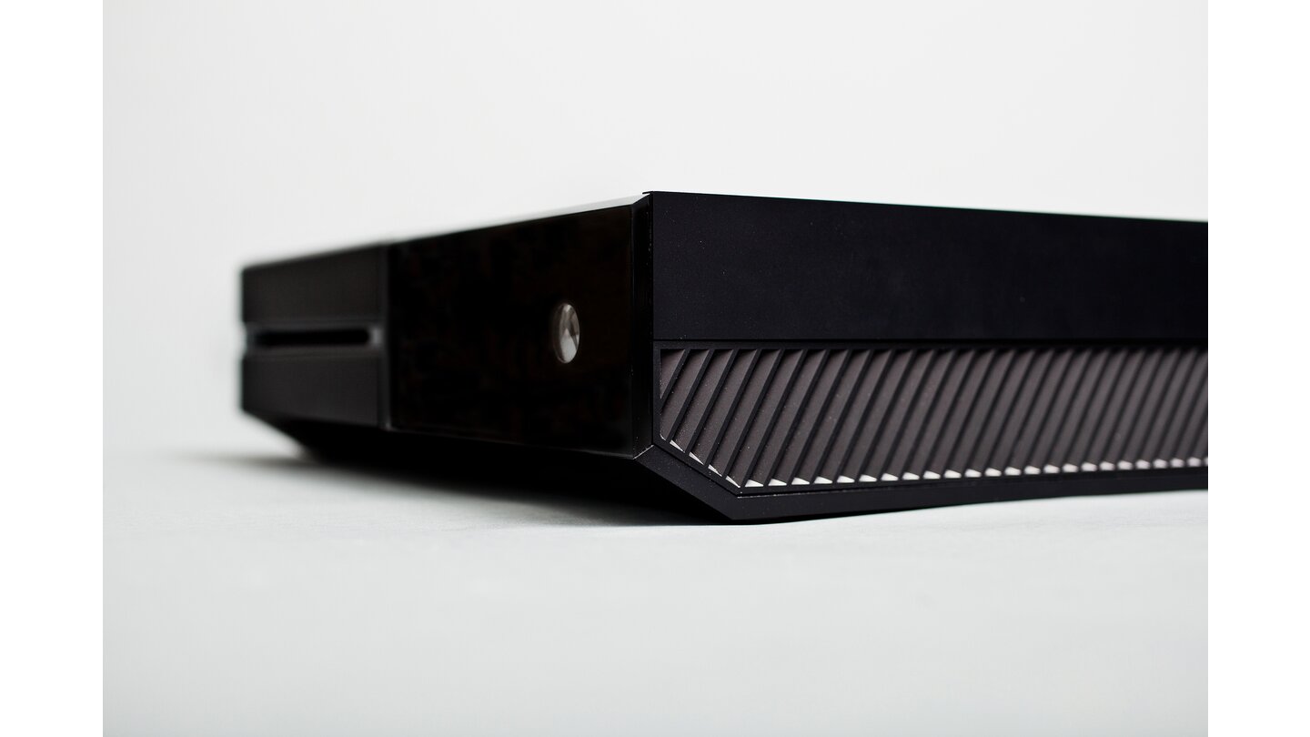 Xbox OneDer Preis einer Xbox-One-Einheit ist noch nicht bestätigt, wird aber vermutlich die 500-Euro-Marke erreichen.