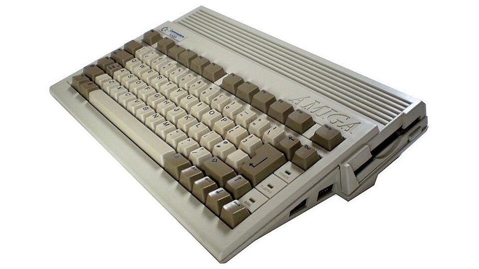 Der Amiga 600 war wegen des Fehlens von Ziffernblock und Amiga-500-Erweiterungsschacht unbeliebt und außerdem zu teuer. 