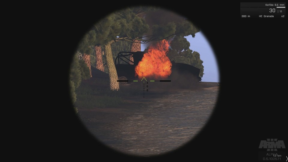 Rauch, Landschaft und Figuren sehen in ARMA 3 bereits sehr gut aus, einige Effekt wie dieses Feuer können da nicht mithalten.