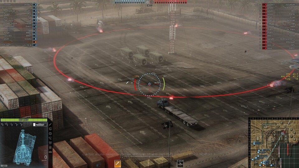 Artillerie-Spieler kriegen eine rausgezoomte Sicht, ähnlich der Vogelperspektive von World of Tanks. Später sollen wir auch Rauchgranaten für unsere Frontschweine verschießen dürfen - sehr gut fürs Teamplay.