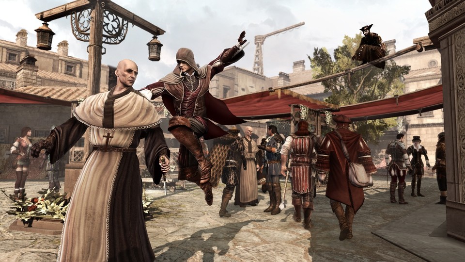 Ezio macht auch in Brotherhood, was er am besten kann: Attentate ausführen. Nah- und Fernkampfwaffen soll der Assassine nun gleichzeitig benutzen dürfen.