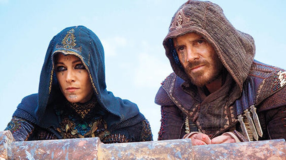 Erstes Szenenbild zu Assassin's Creed mit Michael Fassbender und Ariane Labed.