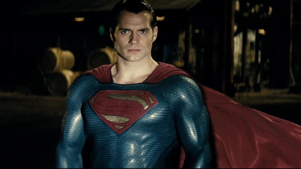 Superman-Darsteller Henry Cavilln trennt sich von seinem millionenschweren Schurrbart.