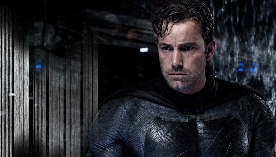 Batman-Darsteller Ben Affleck erhält seinen ersten Solo-Auftritt. Doch seine Drehbuchvorlage ist nicht mehr gefragt.