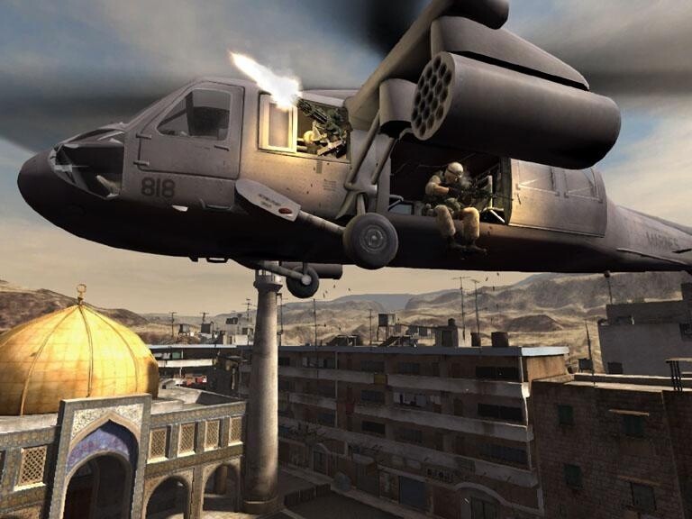 In Battlefield 2 steuern Sie auch Hubschrauber.