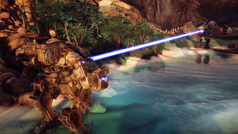 Zwei Claw-Mechs duellieren sich am Strand einer neuen Tropen-Map: Der Flashpoint-DLC für Battletech bringt viele neue Inhalte mit sich.
