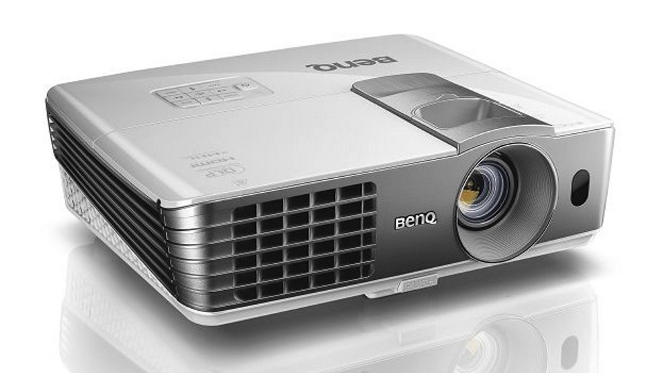 Der BenQ W1070+ ist ein schneller Full-HD-Beamer mit 3D-Funktion.